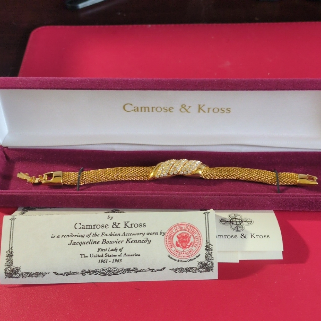 Camrose Kross Gold Plated Bracelet With Crystal Detailing 38$